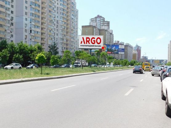 Фото рекламной плоскости по адресу Ахматовой ул. 35 на распределителе, в центр