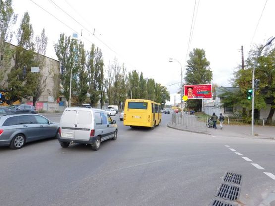 Фото рекламной плоскости по адресу Луговая ул. / Коноплянская ул. в направлении ТЦ "Кававан"