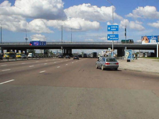 Фото рекламной плоскости по адресу Бажана пр-т. / Днепровская набережная, ст. м. "Осокорки", в центр