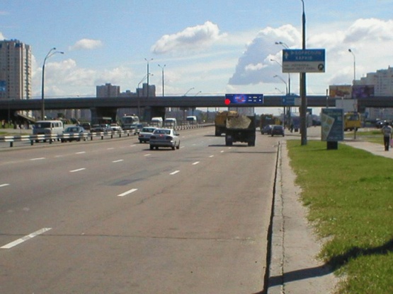 Фото рекламної площини за адресою Бажана пр-т / Григоренко пр-т, ст.м."Позняки", из центра