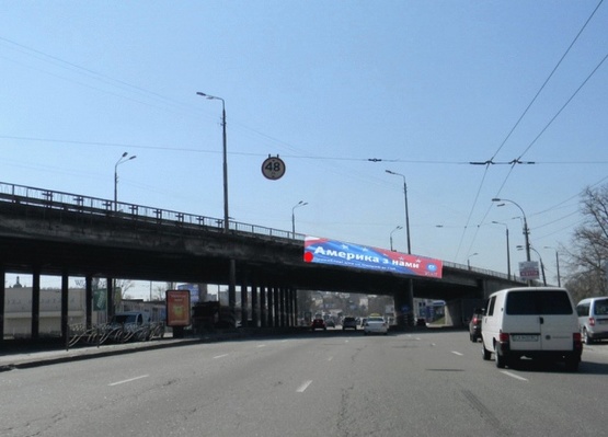 Фото рекламної площини за адресою Телиги Е. ул., Московский пр-т., от ст. м. "Петровка"