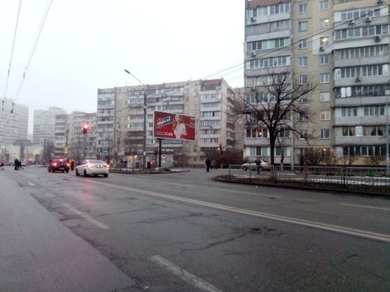 Фото рекламной плоскости по адресу Героев Сталинграда ул., 52 (150 м. от Героев Днепра ул.)