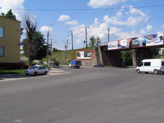 Фото рекламной плоскости по адресу Єрошенко-Клепарівська (Стадіон "СКА") лівий