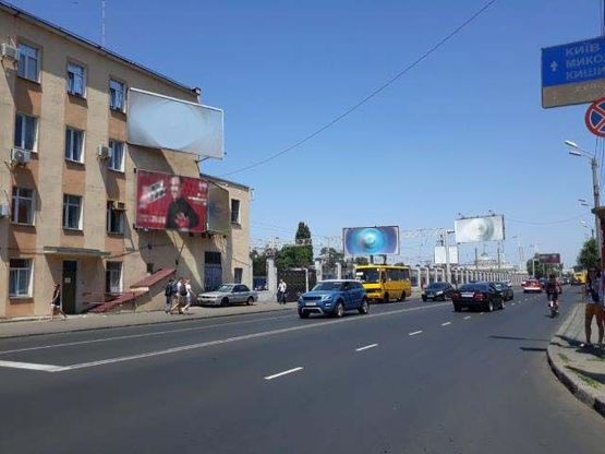 Фото рекламной плоскости по адресу Среднефонтанская ул. - Семинарская ул.