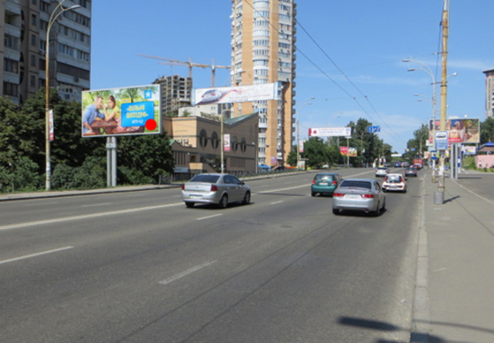 Фото рекламної площини за адресою Черновола ул., 8
