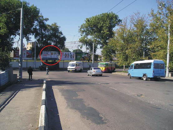 Фото рекламной плоскости по адресу Небесної Сотні -  вул. Сагайдачного