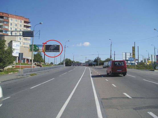 Фото рекламной плоскости по адресу Макарова -  Дубенська ст Б