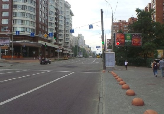 Фото рекламной плоскости по адресу Антоновича ул. (Горького ул.) - Тверская ул.