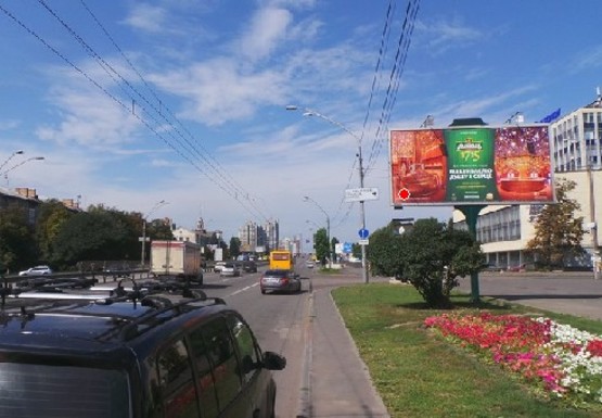 Фото рекламной плоскости по адресу Победы пр. - Туполева ул.