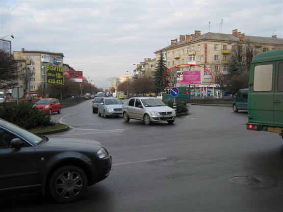 Фото рекламної площини за адресою Незалежності - пр. Миру ст А