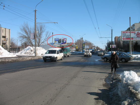 Фото рекламной плоскости по адресу Конякіна Б (Заправка "ОККО")