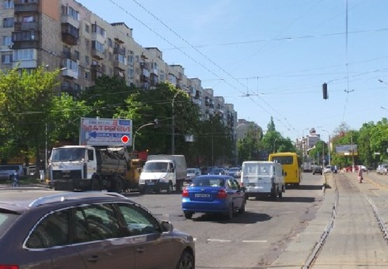 Фото рекламної площини за адресою Кирилловская ул., 127 (бывш. Фрунзе ул.)