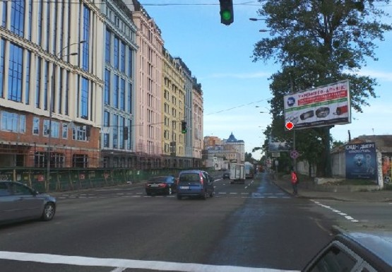 Фото рекламной плоскости по адресу Набережно-Крещатицкая ул. - Нижний Вал ул.