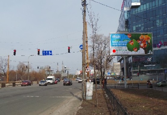 Фото рекламной плоскости по адресу Днепровская набережная - Павла Тычины пр.