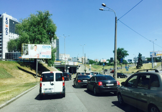 Фото рекламной плоскости по адресу Броварской пр.