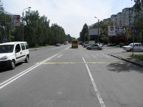 Фото рекламної площини за адресою Прибужська 6, ст. А  (біля Епіцентру)