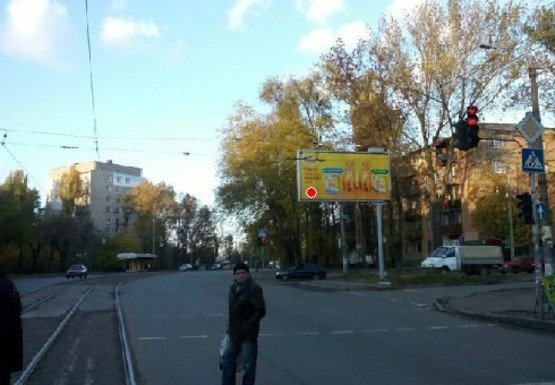 Фото рекламної площини за адресою Богдана Хмельницкого пр. - 152-й  дивизии ул.