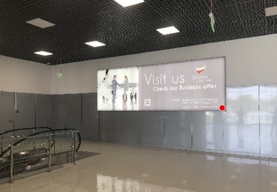 Фото рекламної площини за адресою Зона паспортного контроля, 2 этаж (Терминал А)