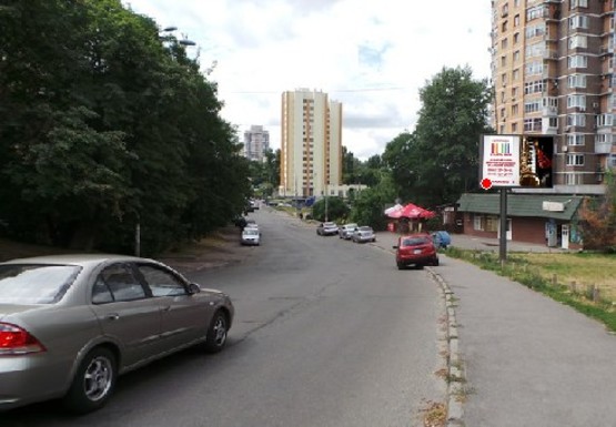 Фото рекламной плоскости по адресу Уманская ул., 50 (BackLit)