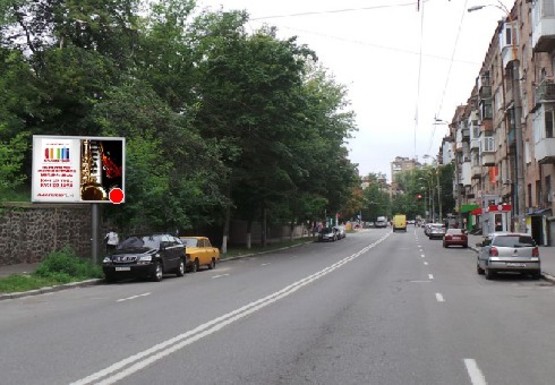 Фото рекламної площини за адресою Белорусcкая ул., 11а (BackLit)