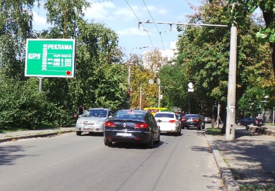 Фото рекламної площини за адресою Деревлянская ул., 2/6 (BackLit)