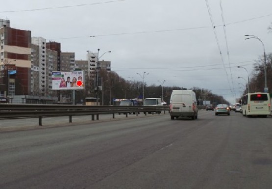 Фото рекламної площини за адресою Глушкова Академика пр., 31а