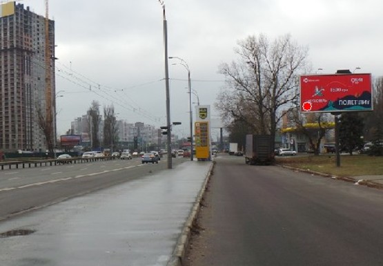 Фото рекламной плоскости по адресу Глушкова пр., 12а