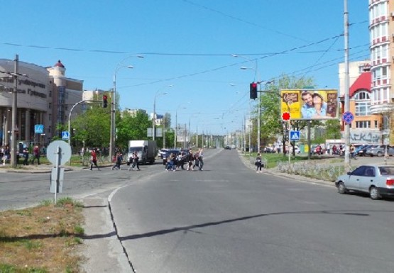 Фото рекламной плоскости по адресу Тимошенка ул., 21