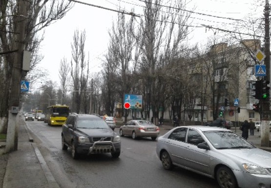 Фото рекламной плоскости по адресу Ушакова пр.- Молодежная ул. (BackLit)