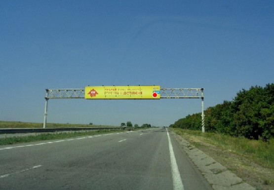 Фото рекламной плоскости по адресу Трасса M-05, Киев-Одесса, 399,500