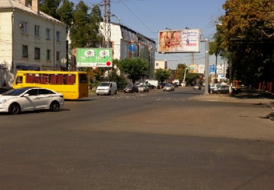 Фото рекламної площини за адресою Краснова ул.- Адмиральский пр., 34