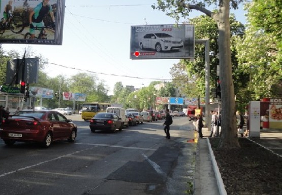 Фото рекламної площини за адресою Среднефонтанская ул., 34