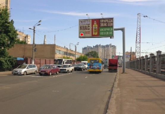 Фото рекламної площини за адресою Среднефонтанская ул. - Пироговская ул.