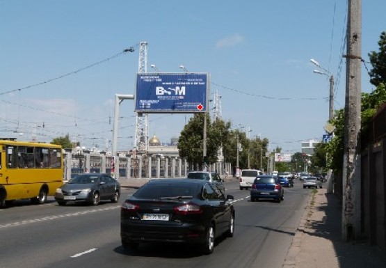 Фото рекламной плоскости по адресу Среднефонтанская ул. - Пироговская ул.