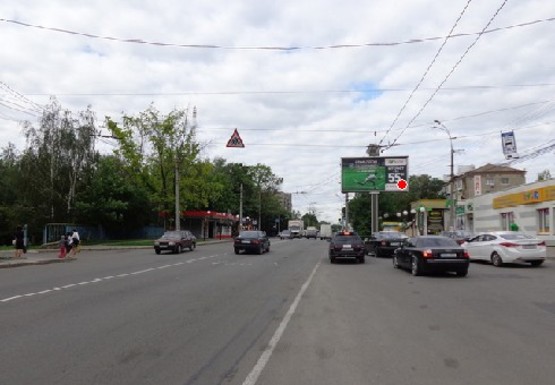 Фото рекламної площини за адресою Князей Кориатовичей ул., м-н "Форум"