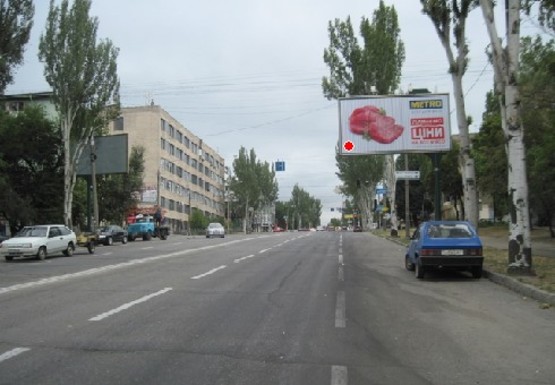 Фото рекламної площини за адресою Украинская ул., 34