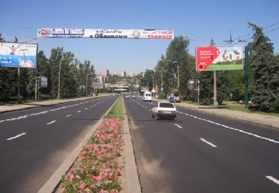 Фото рекламної площини за адресою Соборный пр. (4) (движение от вокзала)