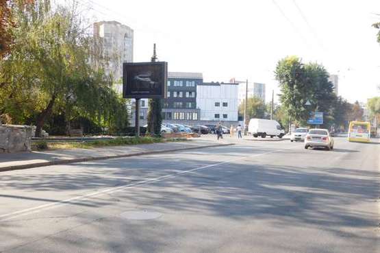 Фото рекламної площини за адресою Овруцька вул., 2/18