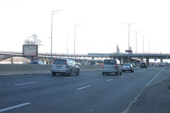 Фото рекламної площини за адресою Набережне шосе,  №1