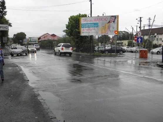 Фото рекламной плоскости по адресу Вул. Станційна - Тихого місце №8