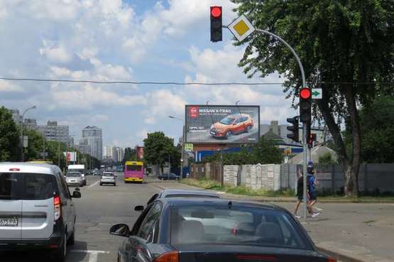 Фото рекламной плоскости по адресу Харківське шосе, 153/2 - Грузинська вул.