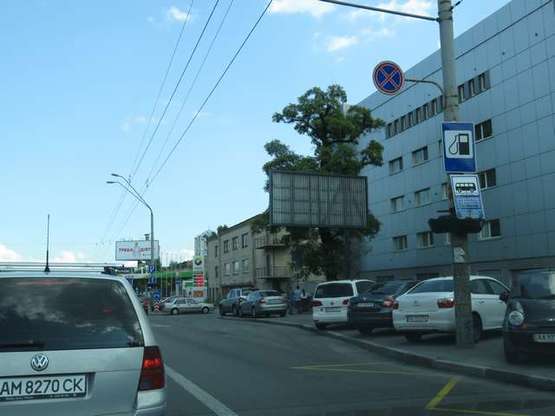 Фото рекламной плоскости по адресу Перемоги просп., 49/2 - Гарматна вул.