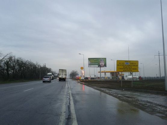 Фото рекламной плоскости по адресу Одесса - Николаев 21+100 А