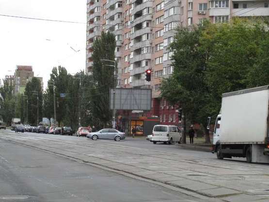 Фото рекламной плоскости по адресу Бориспільська вул., 6 - Вереснева вул.