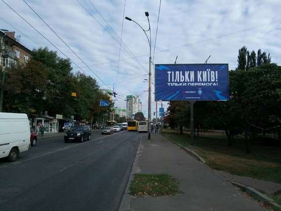 Фото рекламной плоскости по адресу Вишгородська вул., 24