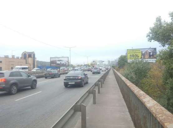 Фото рекламної площини за адресою Промислова вул., Південний міст; №1 (в напр. Московської пл.)