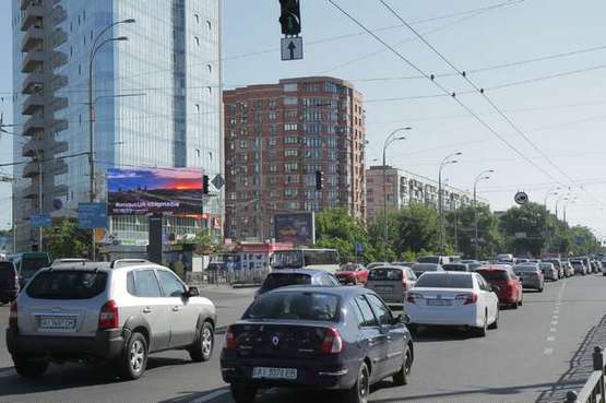 Фото рекламной плоскости по адресу Голосіївський просп. - Васильківська вул.