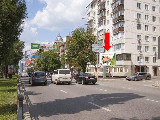 Фото рекламной плоскости по адресу Украинки бул., 15 / Немировича-Данченка ул., возле магазинов "Интертоп", "Миратон"
