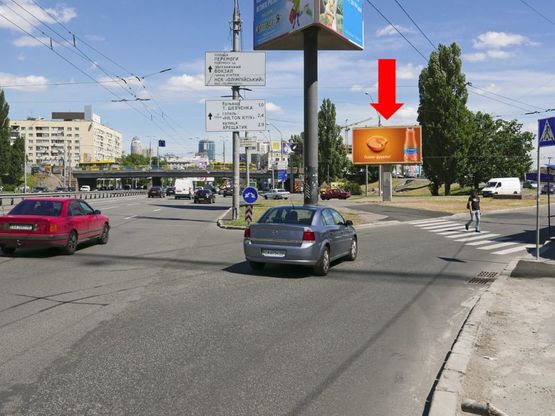 Фото рекламної площини за адресою Победы пр., 14, напротив, заезд на мост Воздухофлотский, в сторону Соломенская пл.