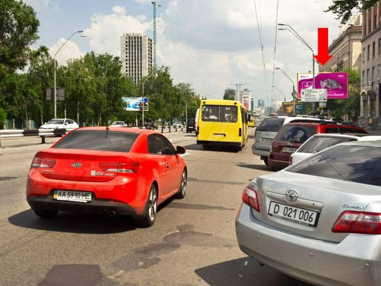 Фото рекламної площини за адресою Победы пр., 45, возле супермаркета "Эльдорадо", в сторону Победы пл.